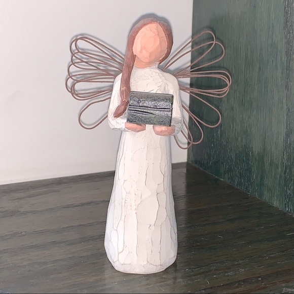 FLAWED Willow Tree Angel of Giving